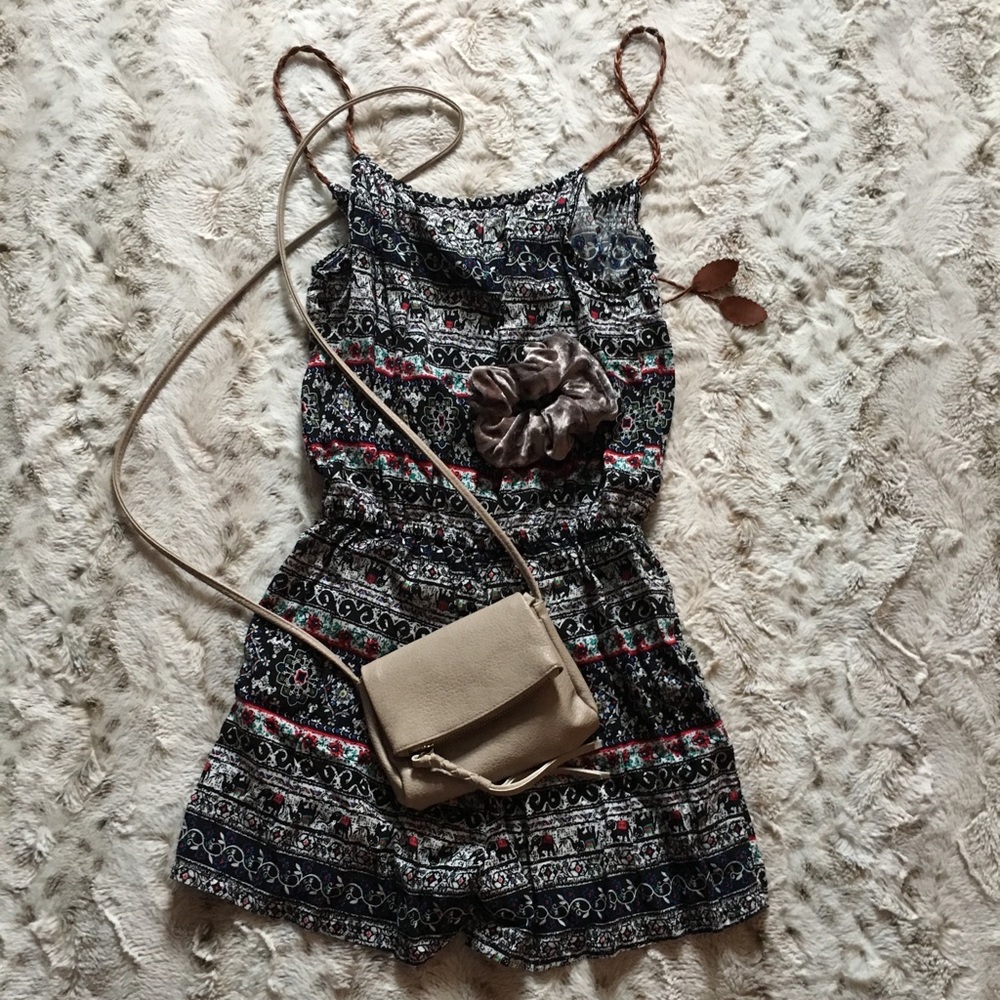 Patterned romper